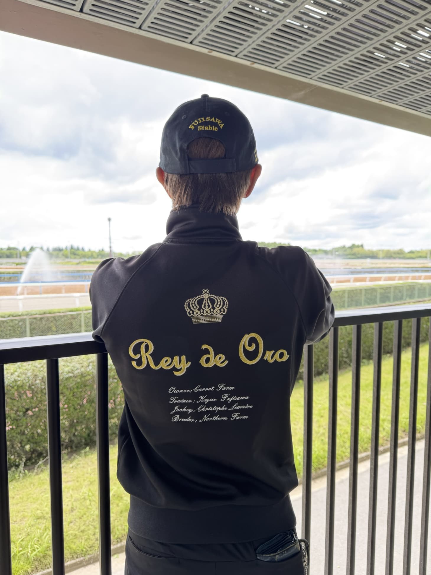 【トレセンSpring Collection】レイデオロの日本ダービー優勝記念トラックジャケット